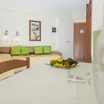 Majestic - Adults Only Hotel 3*