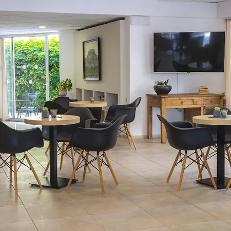 酒店 雄伟酒店 - 仅限成人