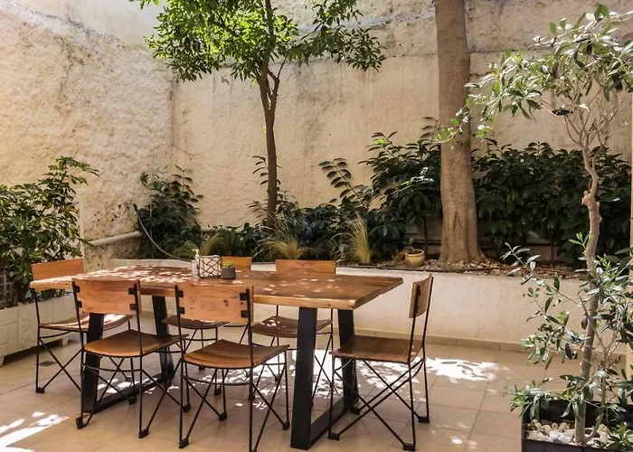 雄伟酒店 - 仅限成人 酒店 3*