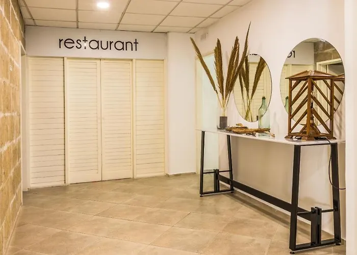 酒店 雄伟酒店 - 仅限成人