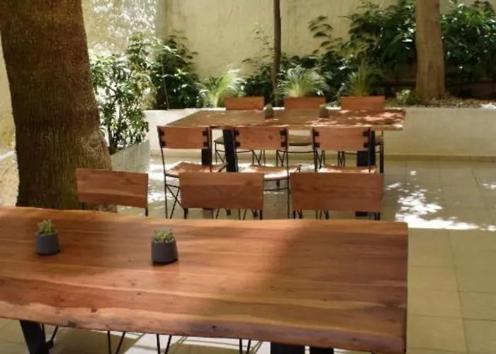 酒店 雄伟酒店 - 仅限成人