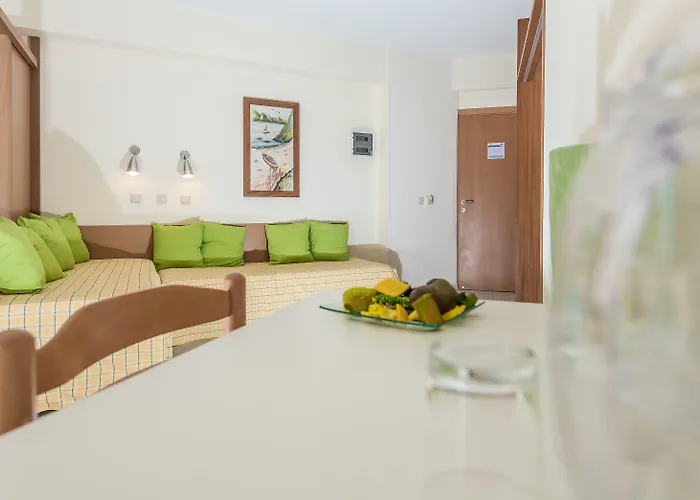 雄伟酒店 - 仅限成人 酒店 3*