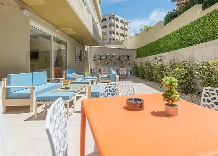 酒店 雄伟酒店 - 仅限成人 3*