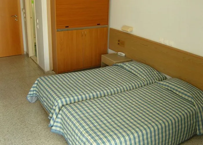 雄伟酒店 - 仅限成人 3* Rhodes City