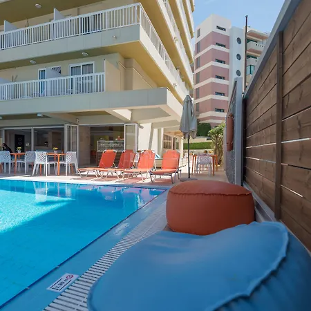 Majestic - Adults Only